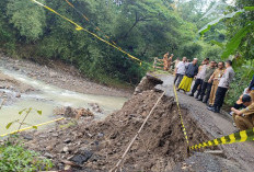 Akibat Jembatan Lebak Ngok Ambrol, Akses ke SD Terganggu dan Mobil SPPG Tak Bisa Masuk 