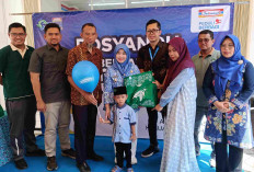 Bantu Penanganan Stunting di Kota Cirebon, Siti Farida Terima Bantuan dari Indomaret