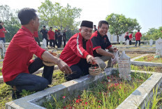 Peringati Bulan Bung Karno, PDI Perjuangan Kabupaten Cirebon Gelar Ziarah hingga Bedah Rumah