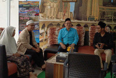 90 Jamaah TMB Tour & Travel Bakal Umroh Bareng Gus Aldi