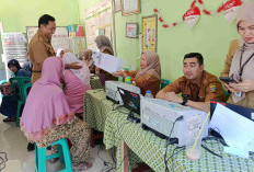 Kejar Updating Akta Kematian, Disdukcapil Buka Pelayanan di Kayuwalang