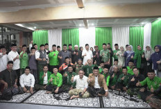 Kunjungi Pesantren Alfalah dan Baitul Arqom, Waketum PPP Dorong Peran Strategis Santri