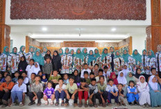 IKIAD Berbagi Yatim Piatu, Gedung DPRD Tak Lagi Kaku