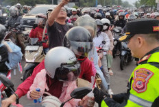 Kapolres Cirebon Kota Gandeng Pendongeng Asal Kota Cirebon Hibur Pemudik