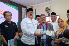 Kemenag Bantu 23 Pasangan Peroleh Buku Nikah