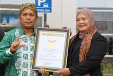 UIN Siber Syekh Nurjati Cirebon Raih Rekor MURI Usai Penanaman 17.845 Pohon