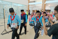 Lepas Kloter 1 Embarkasi Kertajati, Selly Gantina Dorong Layanan Makkah Route di BIJB