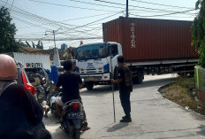 Dishub Disorot Truk Besar Masih Leluasa Melintas di Jalan Ki Ageng Tapa