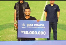 Antarkan Persija U-20 Juara, Warga Panjunan Jadi Best Coach EPA Super League 2025/2026