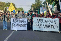 Aksi Mahasiswa Kepung Gedung DPRD Kota Cirebon Warnai Hari Jadi ke-599 Cirebon, Enam Tuntutan Disuarakan