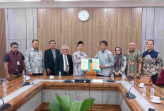 Sinergi Tri Dharma dan Dunia Industri, UIN Siber Cirebon dan YPSDM Kadin Jabar Sepakati Kerja Sama Strategis