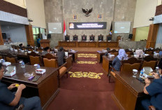 DPRD Kabupaten Cirebon Tutup Masa Sidang II