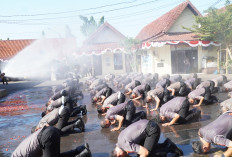 62 Personel Polres Cirebon Kota Naik Pangkat
