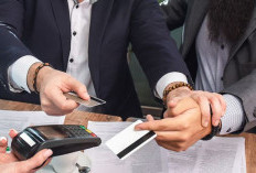 Paylater vs Kartu Kredit: Mana yang Lebih Menguntungkan untuk Harian?