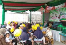 Ubah Teras Toko Jadi Posyandu, Alfamart dan Merries Dekatkan Layanan Kesehatan Anak