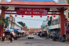 Menjaga Akulturasi Lewat Kenduri: Pecinan Cirebon Gelar Festival Kue Bulan dan Resmikan Gapura Winaon