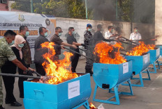 59 Ribu Pil ‘Diusir’ dari Cirebon, Sabu-Ganja Ikut Dimusnahkan