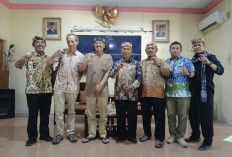 Temukan Naskah Menak Tertua di Dunia, Peneliti Cirebon Desak Kurikulum Seni Libatkan Manuskrip Kuno