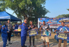Jalin Manunggaling Polisi dan Masyarakat, Ditpolairud Polda Jabar Gelar Lomba Adu Layangan