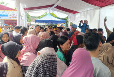 Gerakan Pangan Murah Polres Cirebon Kota di Lapangan Kebon Pelok Diserbu Warga