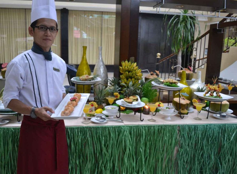 Menu Hawaiian Hangatkan Perayaan Tahun Baru di Grage Hotel