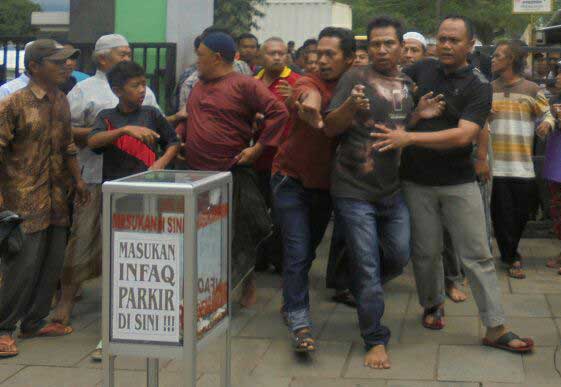 Bukanya Ikut Shalat di Masjid, RHS Malang Nyolong Duit