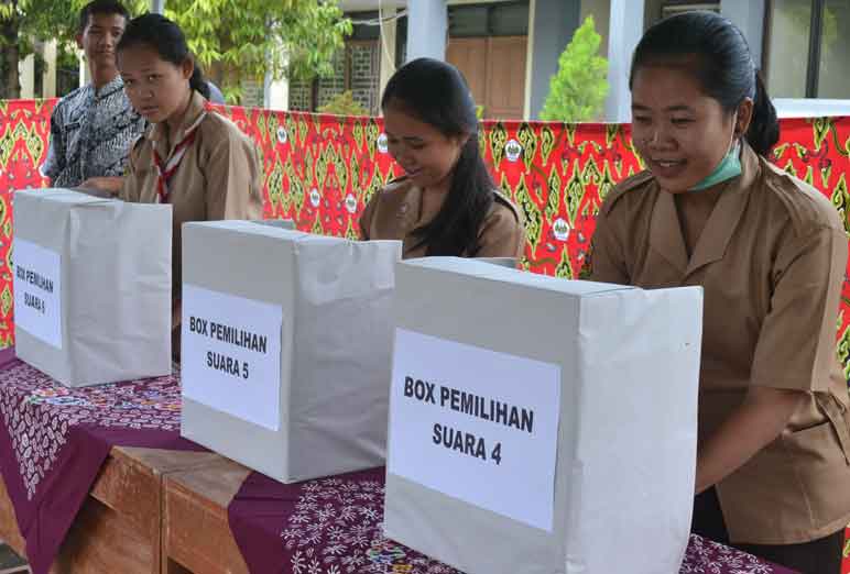 SMKN 2 Kota Cirebon Bekali Pendidikan Demokrasi