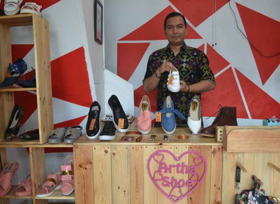 Jadi Member, Beli Sepatu Lebih Murah