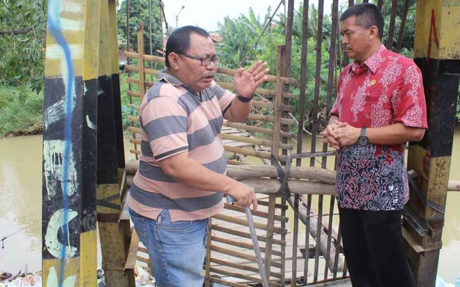 Jembatan Penghubung Dua Kecamatan Rusak Parah
