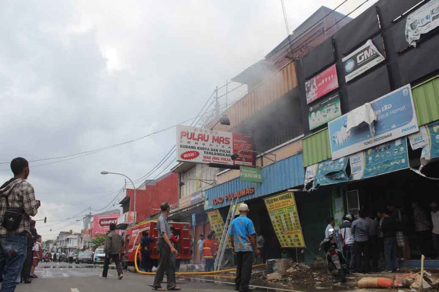 Ruko di Pulasaren Ludes Dilalap Si Jago Merah