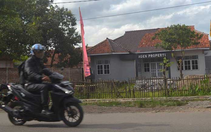 Alih Fungsi Gedung PGRI Tidak Transparan