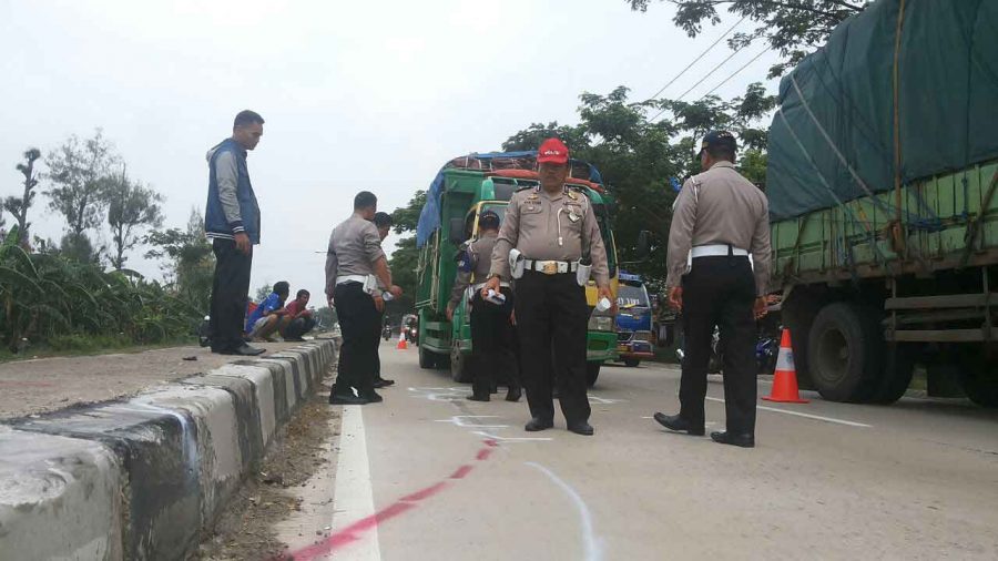 Pengemudi Truk Diduga Penyebab Lima Pengangkut Jenazah Tewas