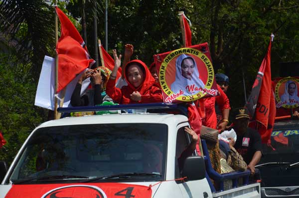 Berkas Dian Hernawa Lengkap