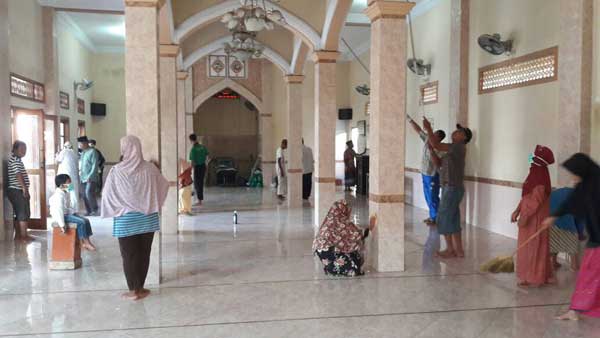 Bersihkan Masjid Sebelum Ramadan