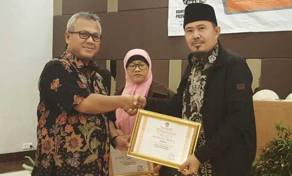 KPU Kota Sabet Dua Penghargaan