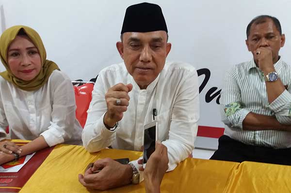 Opang Tantang Calon Petahana