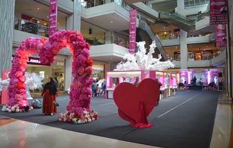 CSB Mall Beri Potongan Harga Hingga 70 Persen