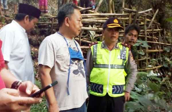 Bayi Mengambang di  Sungai Ciguntung