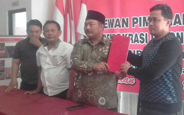 Daftar Bacabup Cirebon, Tarmadi Optimis Direkom PDIP