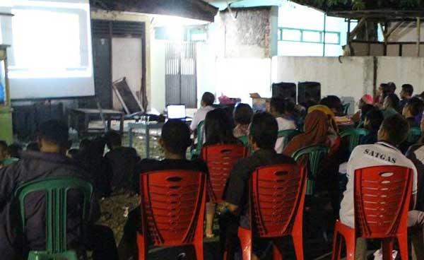 Pemuda Desa Tuk Penasaran Film Penghianatan PKI