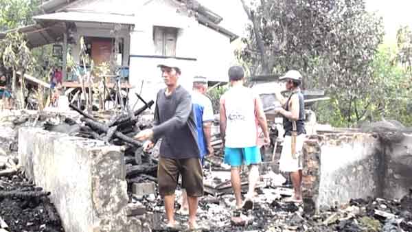 Penggilingan Padi Terbakar Tengah Malam