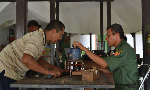 Disperdagin Tekan Kecurangan, Tera Ulang Timbangan Pedagang