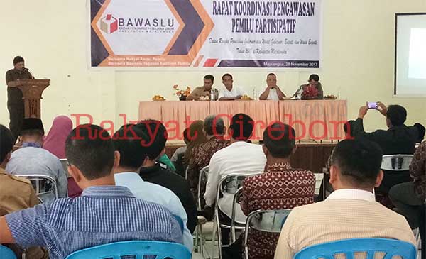 Panwaslu: Masih ada Warga yang Belum Memilik KTP el