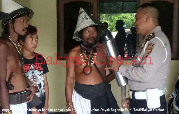 Komunitas Dayak?  Diminta Taati Peraturan Lalu Lintas