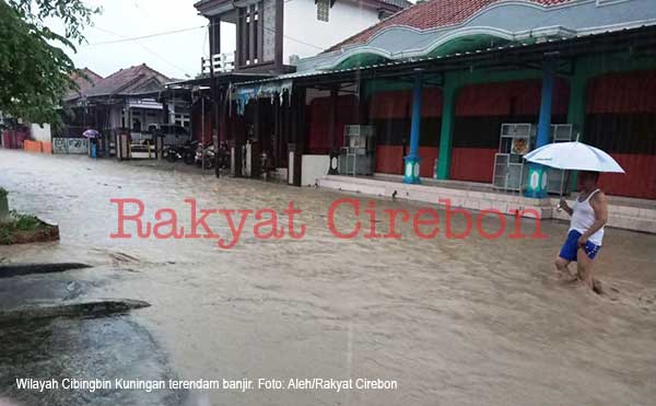 Sungai Cijangkelok Meluap, Lima Desa Terendam Banjir