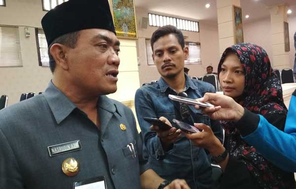 Pemkot Terbitkan SK Guru Honorer, Azis: Bukan Pengangkatan Ya