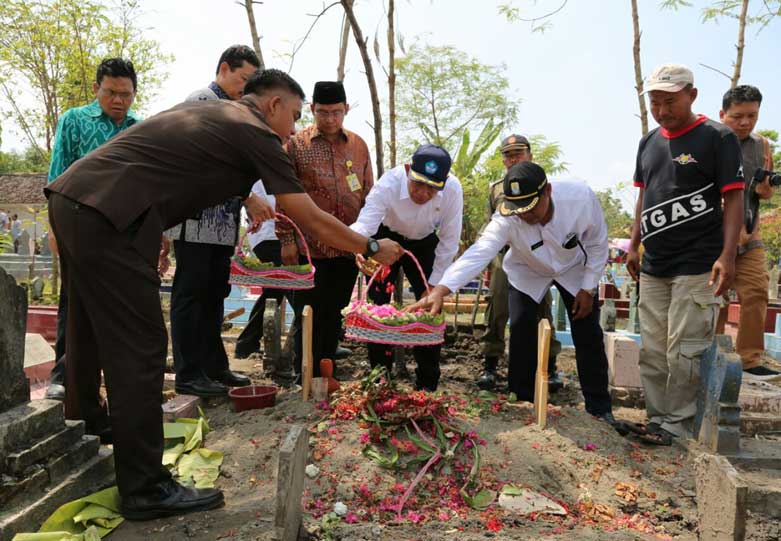 Mendikbud Janji Bangun Sanggar Lagi