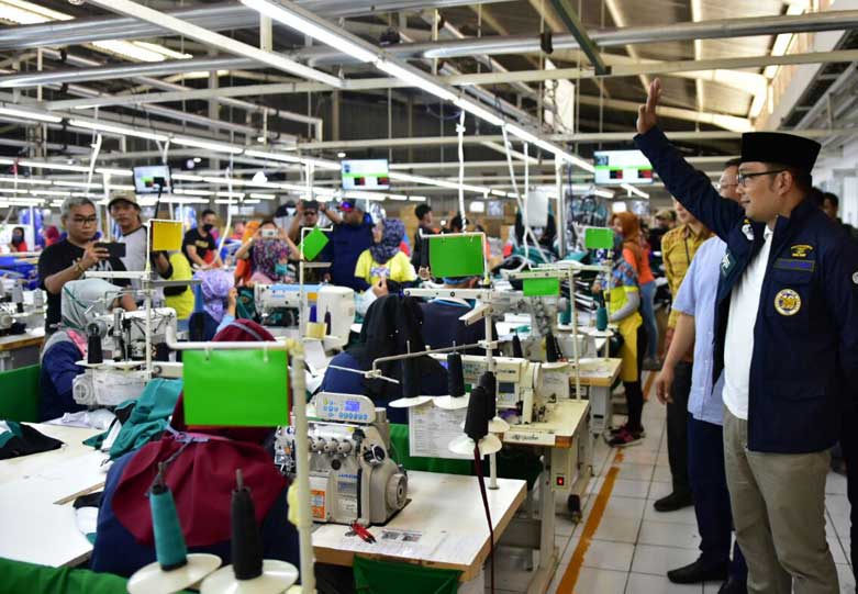 Ke Pabrik Tekstil, RK Dukung Padat Karya
