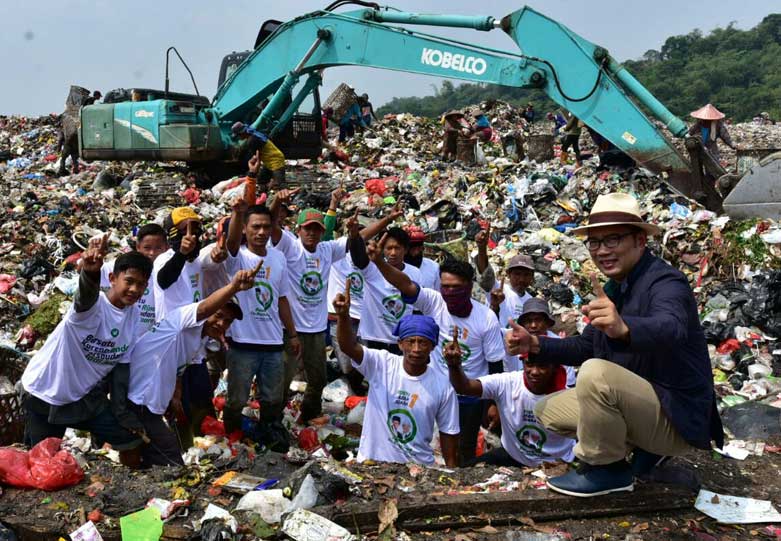 Ridwan Kamil Siap Kaji Ulang Tata Lingkungan Wilayah TPA