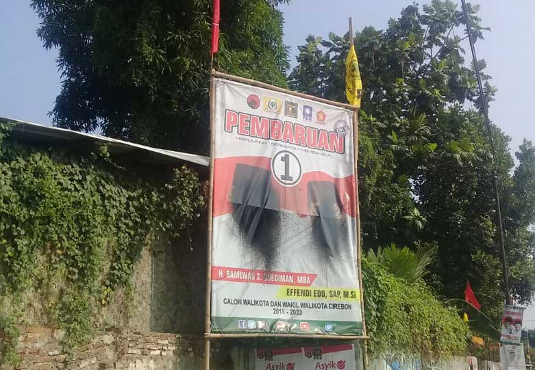 Di Pegambiran, 5 Gambar Paslon Oke Dipilok 